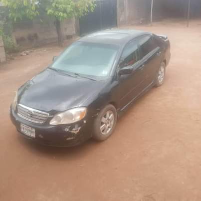 A picture of Toyota corolla 2004 Sport