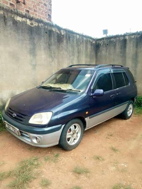 used toyota raum