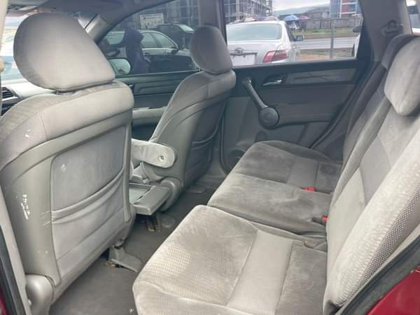 A picture of Slightly used Unregistered 2008 Honda CRV 4.8m net price Abuja