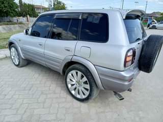 A picture of RAV4 OID 0714058883