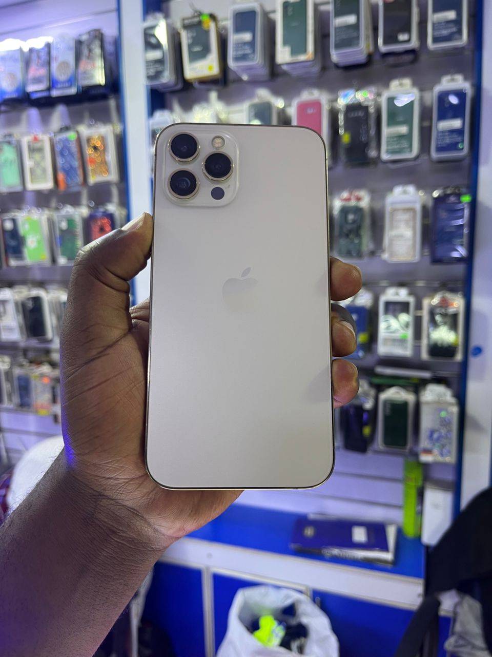 A picture of Iphone 12pro max