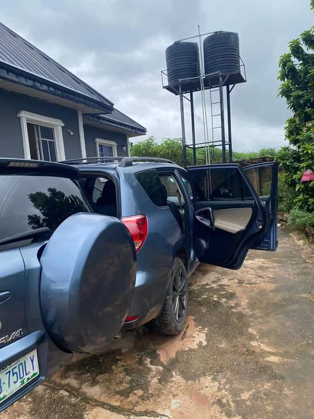 A picture of Sharp Sales Toks Standard Registered 2008 Toyota Rav4 With Very