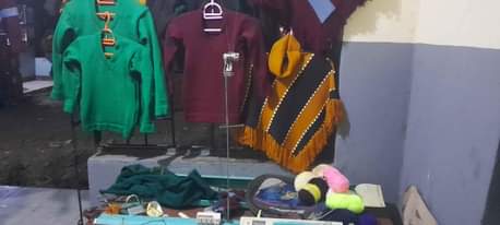 A picture of Karibu kwa Masweta vikoi kofia vizibau suruali za watoto