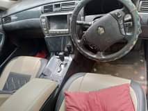 A picture of Toyota Crown Athlete