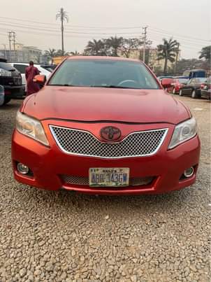 A picture of Neatly used Camry Voltron for sale