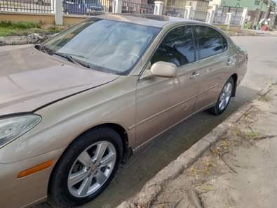 A picture of Direct Tokunbo Lexus Es350 2005 model accident free full option