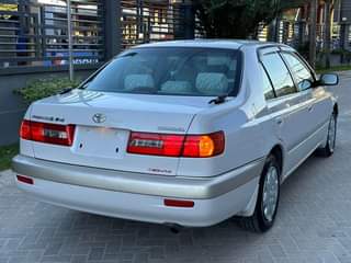 A picture of Toyota corona premio old model