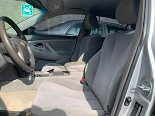 A picture of TOYOTA CAMRY 2010