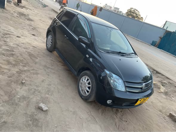 A picture of Toyota ist