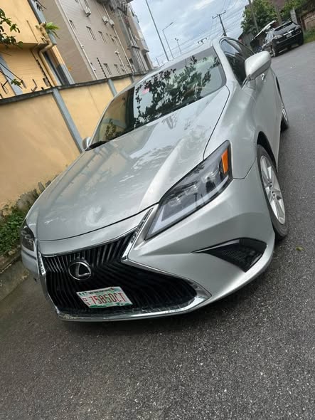 A picture of Foreign used Lexus ES350 2026 entry Mint grade Untampered parts