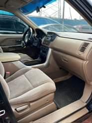 A picture of Sharp deal 2006 Honda pilot Sharp like toks Sound engine