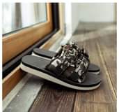 A picture of QUALITY SLIPPERS