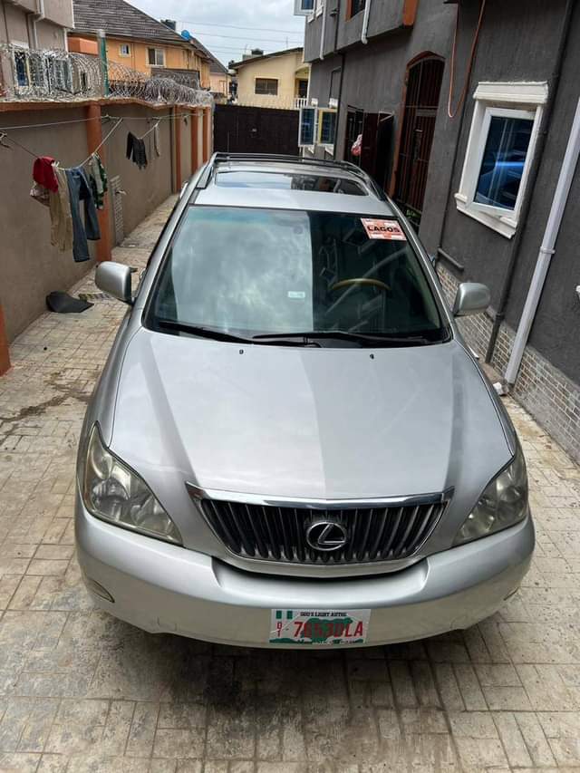 A picture of Lexus RX 350 2008 model