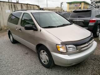 A picture of TOYOTA SIENNA TOKUNBO BUY AND DRIVE JUST AT 5.5M Dm