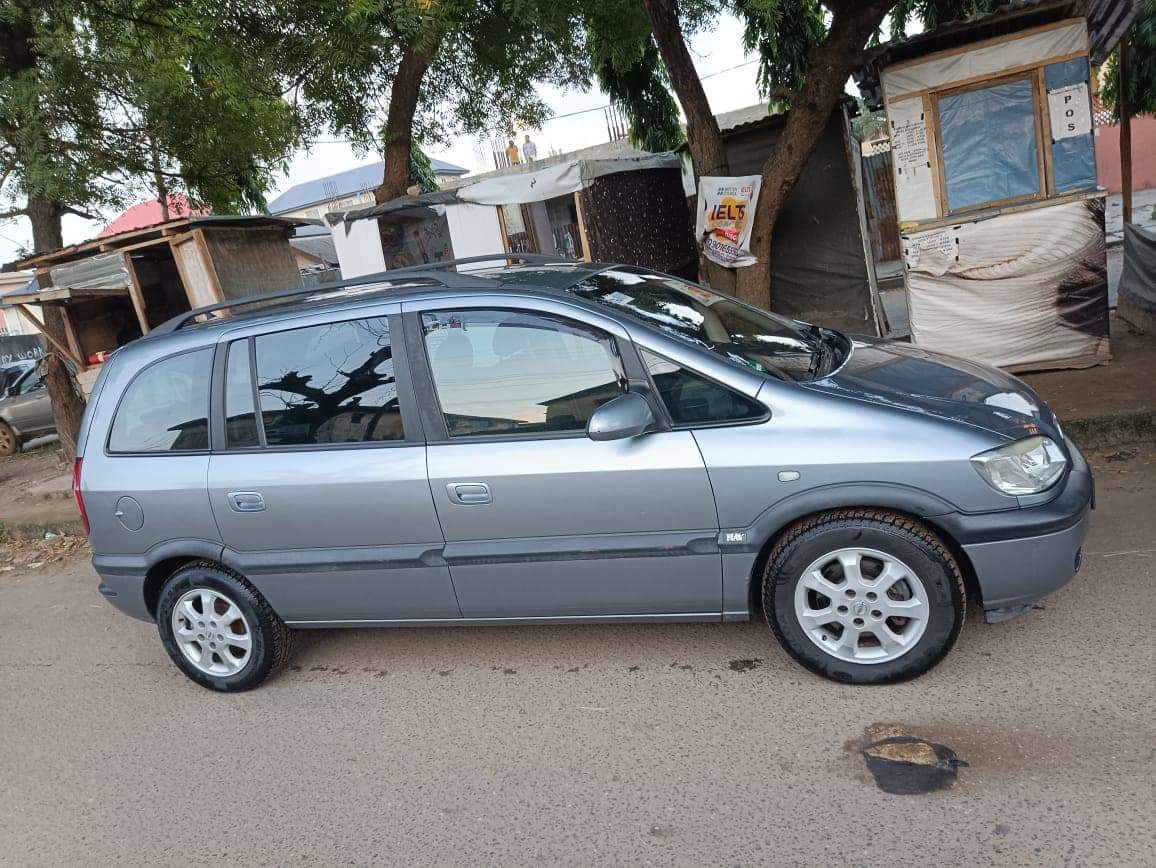 A picture of Opel zafira 1.8 engine capacity