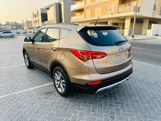 A picture of Hyundai Santa Fe 2014 gcc watsapp 0551513562