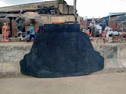 A picture of Toyota boot board 2005