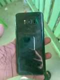 A picture of Samsung S8 