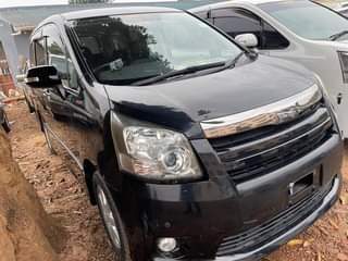 A picture of Toyota Noah 2010 model 2 0cc 33m negotiable 0756494005