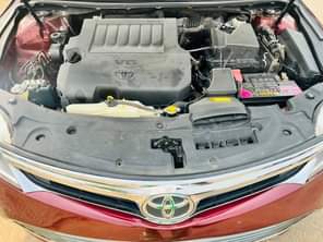 A picture of Super Sharp Neatly Used 2013 Buy Drive Toyota Avalon With