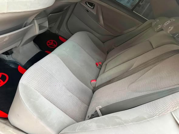A picture of TOYOTA CAMRY 2011