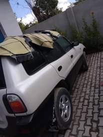 A picture of RAVA4 OLD MODEL