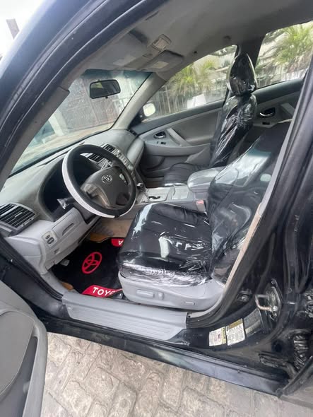 A picture of 2009 Toyota carmy
