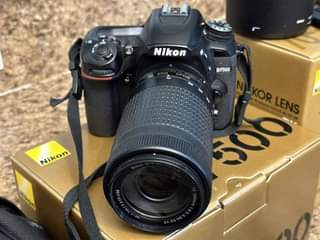 nikon