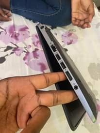 A picture of hp i5 EliteBook 820
