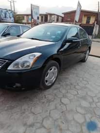 A picture of 2010 used Altima