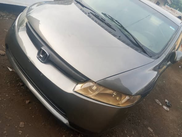 A picture of Awoof 2008 Honda civic in perfect condition buy and drive