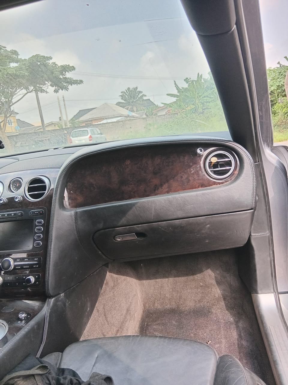 A picture of Bently 06