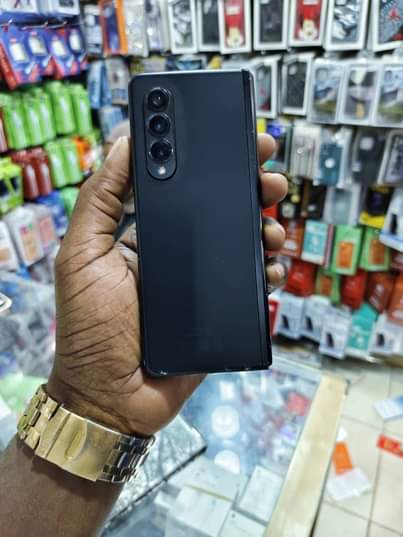 A picture of Samsung Fold 3