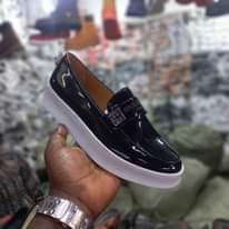 A picture of Gallery Department store Call or wtsup 0751868390