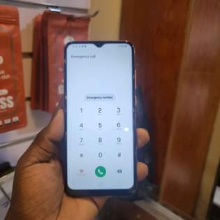 A picture of Samsung galaxy A04e