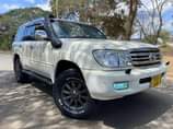 A picture of LAND CRUISER TSH MIL 39 CALL 0657550550 0748481460