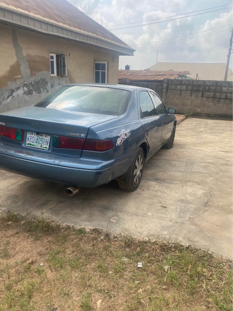 A picture of Toyota Camry Droplight