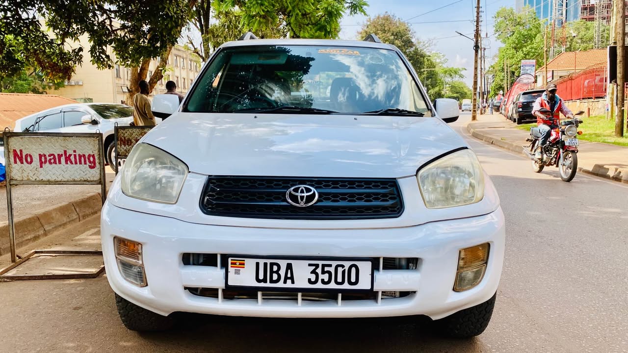 A picture of TOYOTA RAV4