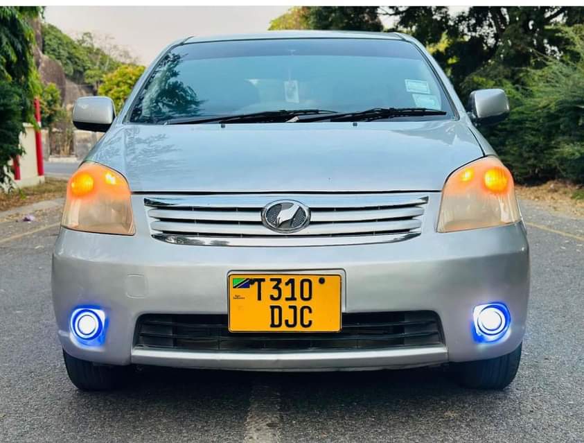 A picture of Toyota Raum 2007 Cc 1490 Full ac Mint condition Spot
