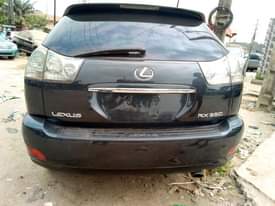 A picture of LEXUS RX330 USED