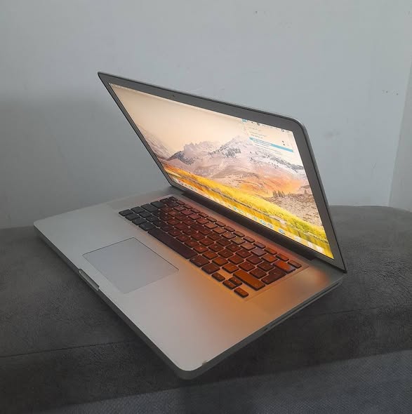 A picture of macbook pro core i7 slim laptop