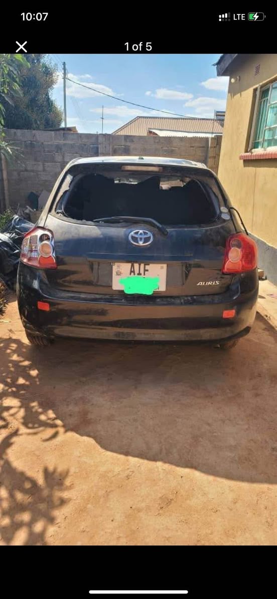 toyota auris