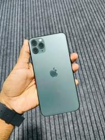 A picture of iPhone 11 pro max