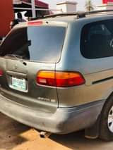 A picture of Toyota sienna