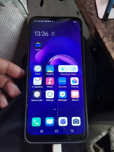 vivo phones