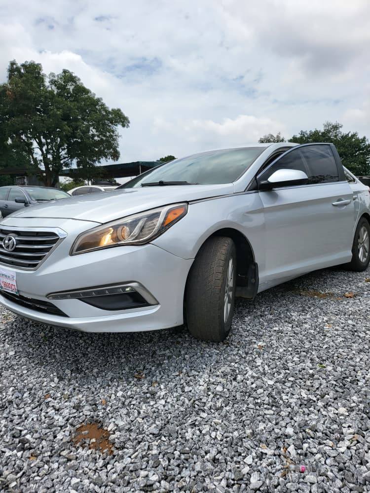 A picture of 2016 Hyndai Sonata 5 months used Untampered Engine and Gear