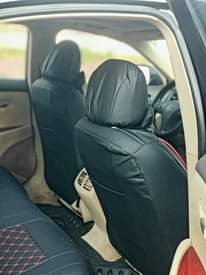 A picture of Lexus Model Es 350 Year 2009 Condition Super clean interior