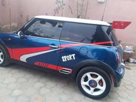 A picture of 2004 2004 Mini Cooper S