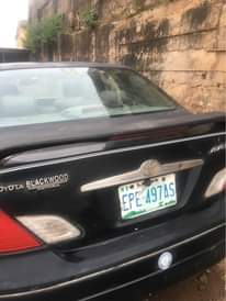 A picture of Toyota Avalon v6