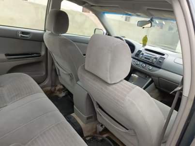 A picture of Neatly used Toyota Camry pure first body untempered engine gear